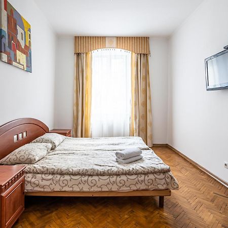 Next To Opera Apartment Lemberg Exterior foto